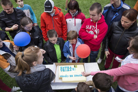 19080946905_8195444062_z