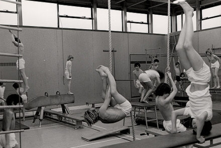 037913:Dumpling Hall Middle School Newcastle upon Tyne City Engineers 1977