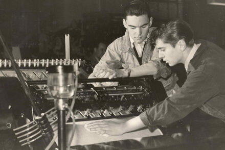 4381829315_7156fb0fe9_z