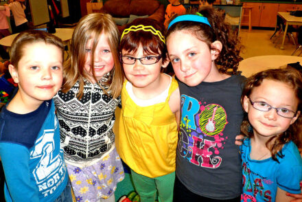 6945405426_52818dea2a_z