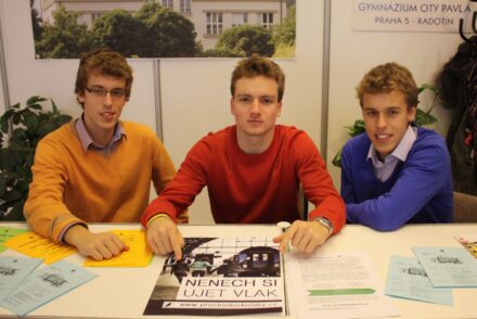 Tym-projektu-ProStredoskolaky-na-akci-Schola-Pragensis